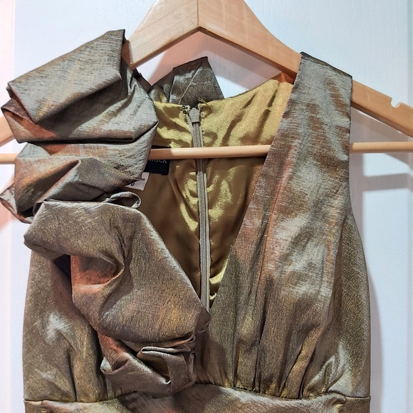 Jessica McClintock MetalicGold Ruffled Cocktail Dress necklace included - Picture 12 of 14